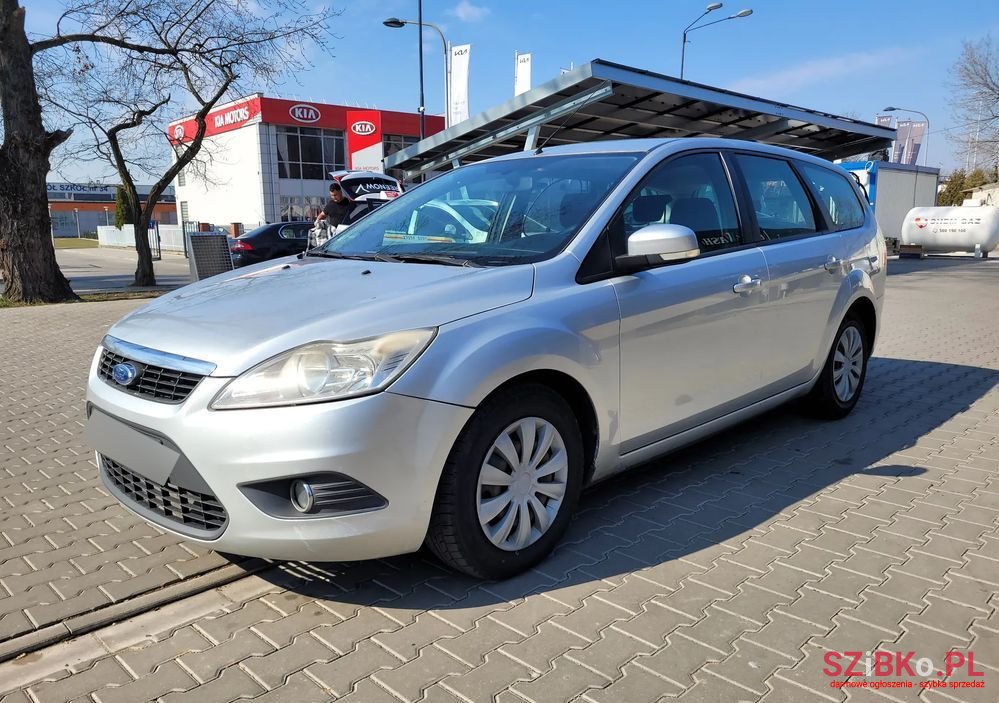 2009' Ford Focus photo #1