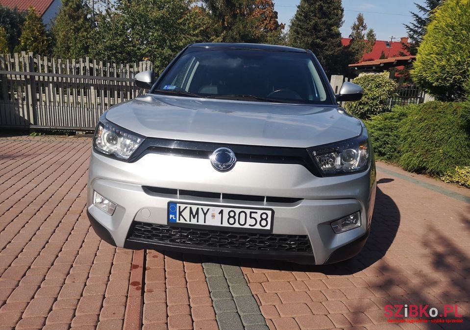 2016' SsangYong Tivoli photo #2