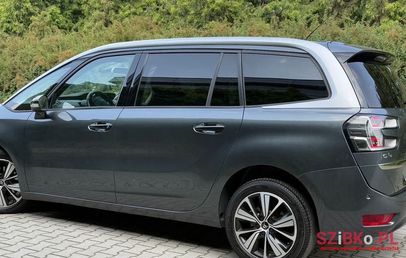 2017' Citroen C4 Grand Picasso photo #3