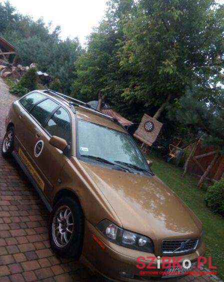 2000' Volvo V40 photo #1