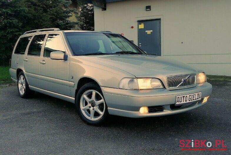 1999' Volvo V70 photo #1