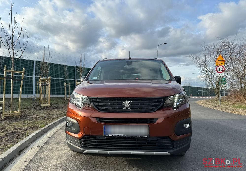 2019' Peugeot Rifter photo #2