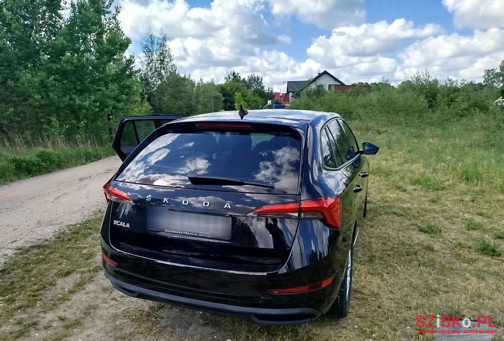 2020' Skoda Scala 1.6 Tdi Scr Ambition photo #3