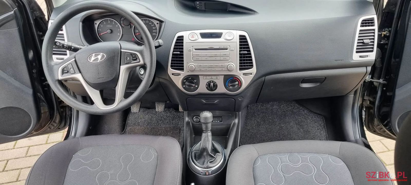 2011' Hyundai i20 photo #4