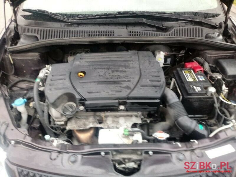 2014' Suzuki SX4 photo #5