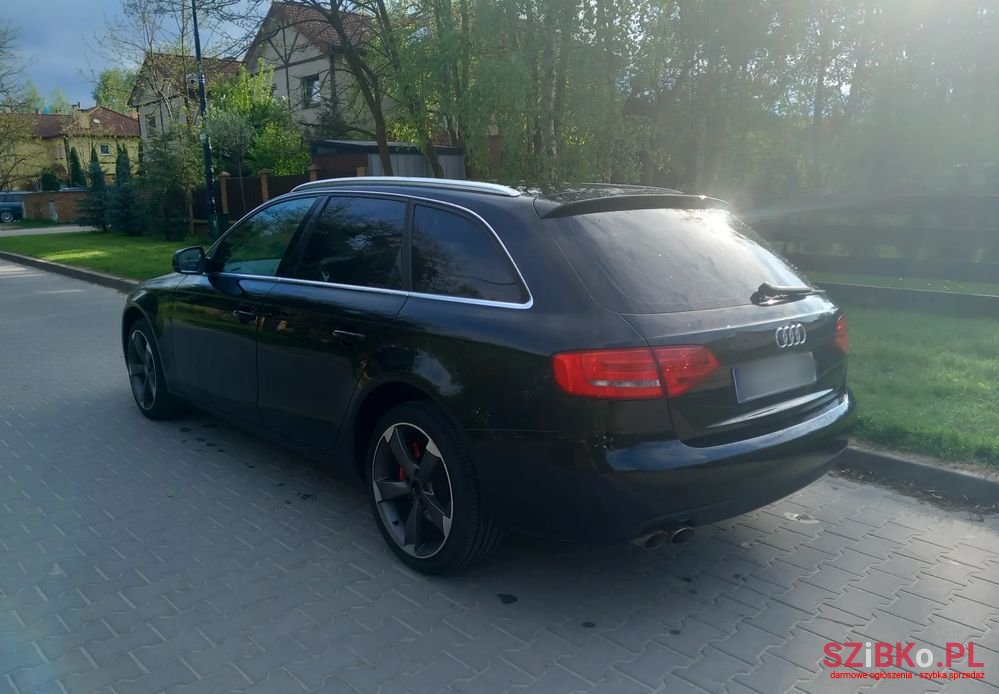 2010' Audi A4 2.0 Tdi Dpf photo #3