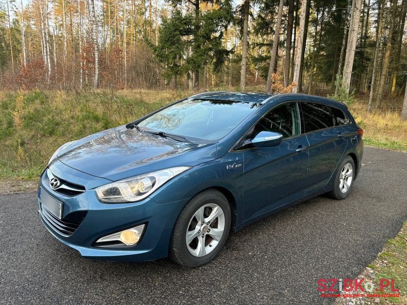 2012' Hyundai i40 photo #2