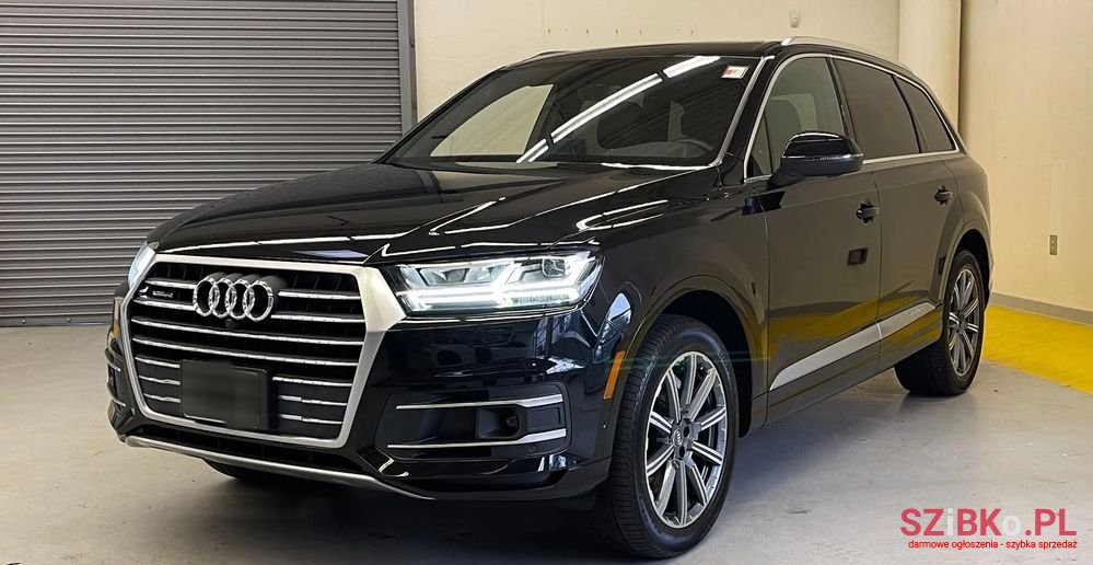 2019' Audi Q7 photo #1