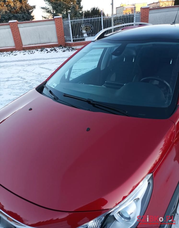 2019' Peugeot 2008 photo #5