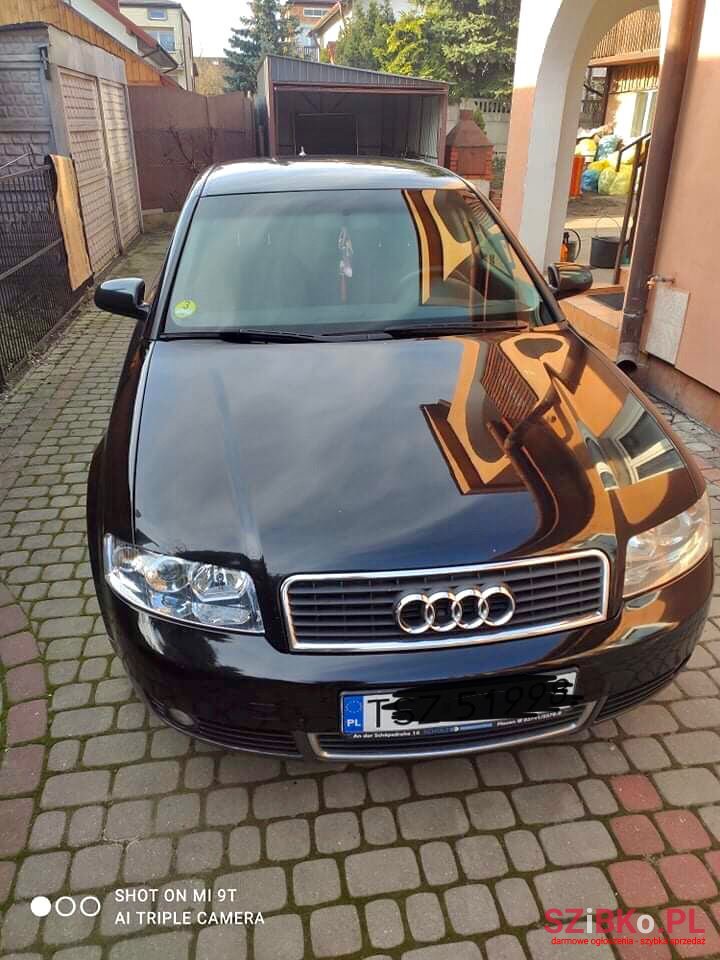 2001' Audi A4 photo #1