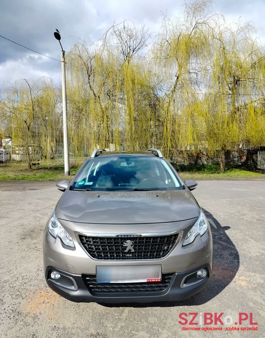2016' Peugeot 2008 photo #2