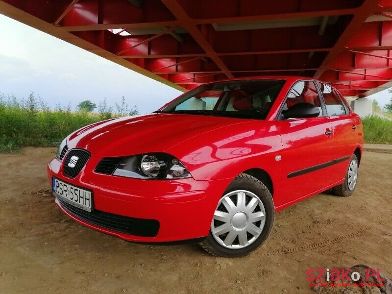 2003' SEAT Cordoba photo #1