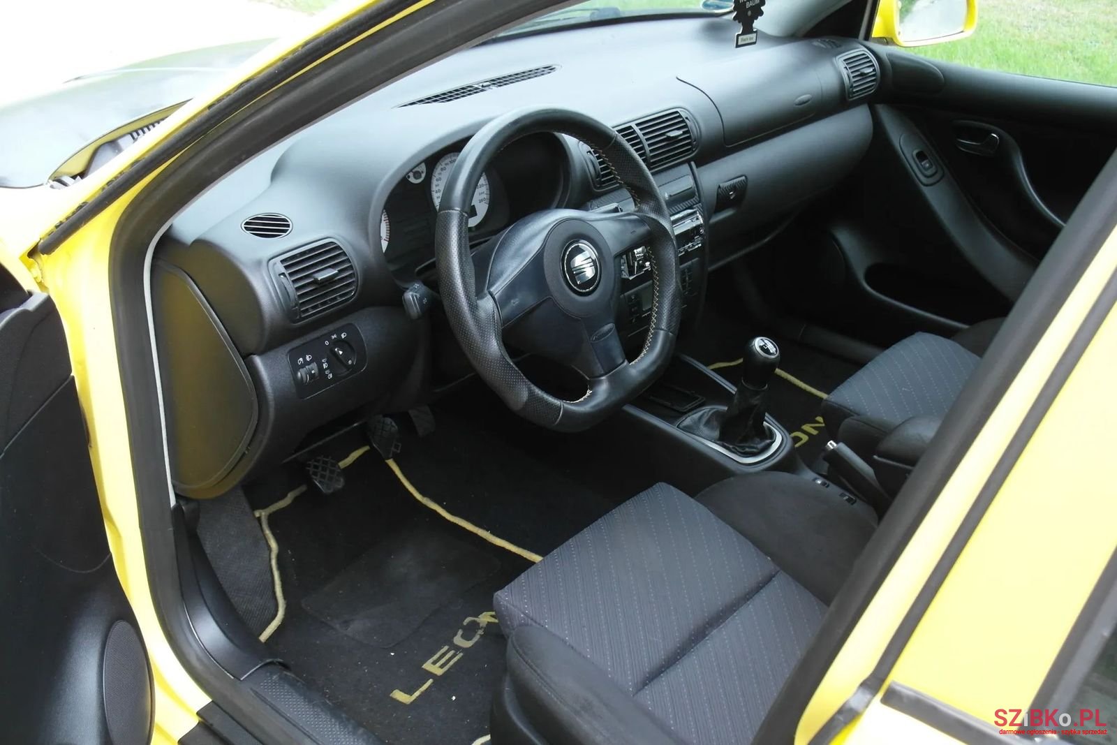 2003' SEAT Leon photo #5