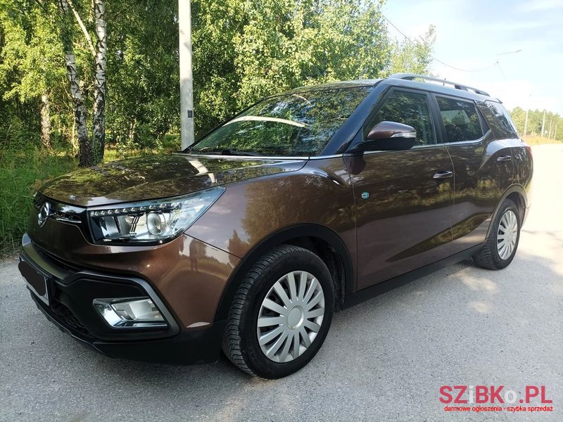 2016' SsangYong XLV 1.6 D Sapphire photo #2