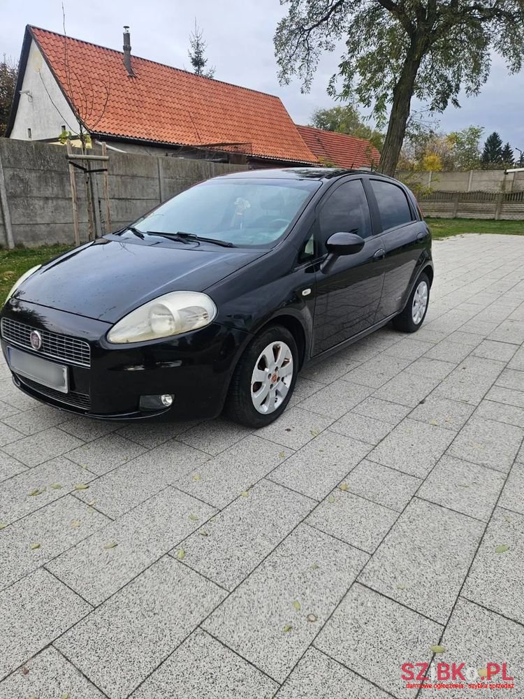 2008' Fiat Grande Punto photo #2