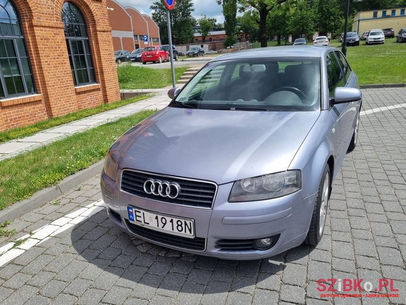 2004' Audi A3 photo #2