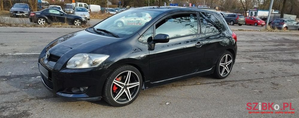 2007' Toyota Auris photo #3
