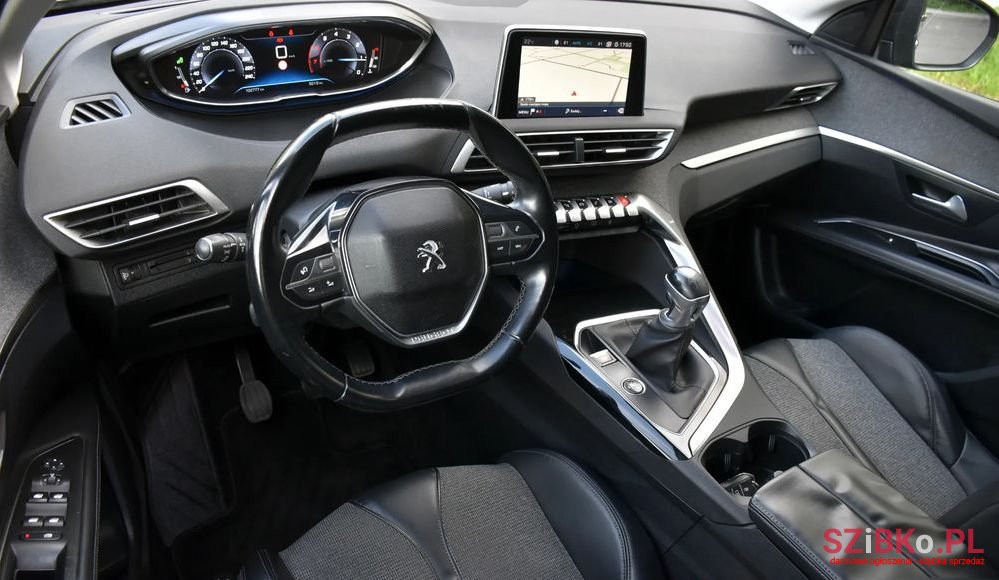 2018' Peugeot 3008 photo #5