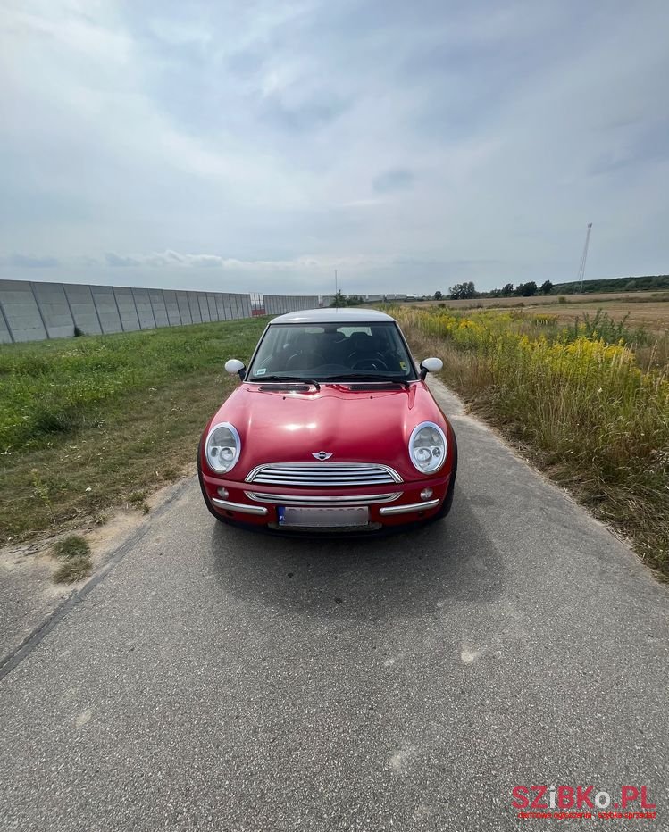 2004' MINI Cooper Standard photo #3