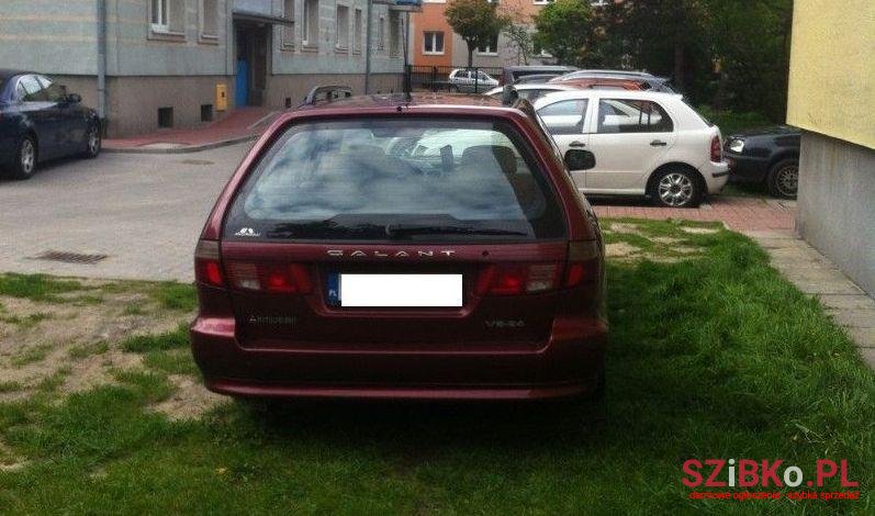 1998' Mitsubishi Galant photo #2