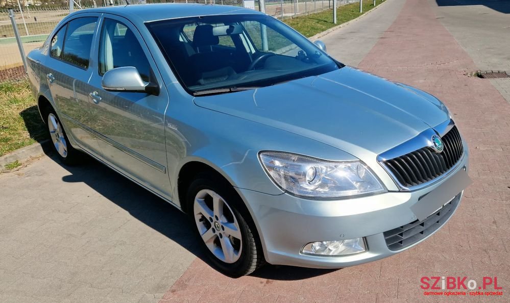 2011' Skoda Octavia photo #2