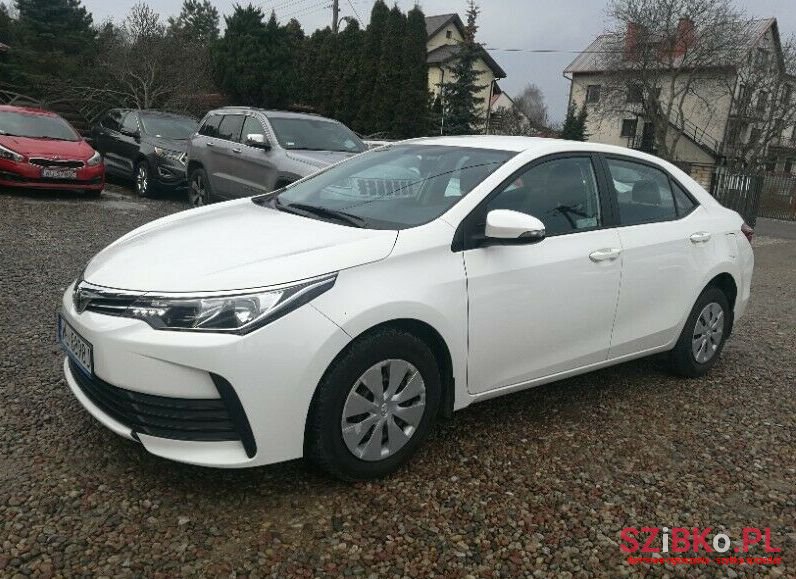 2017' Toyota Corolla photo #1