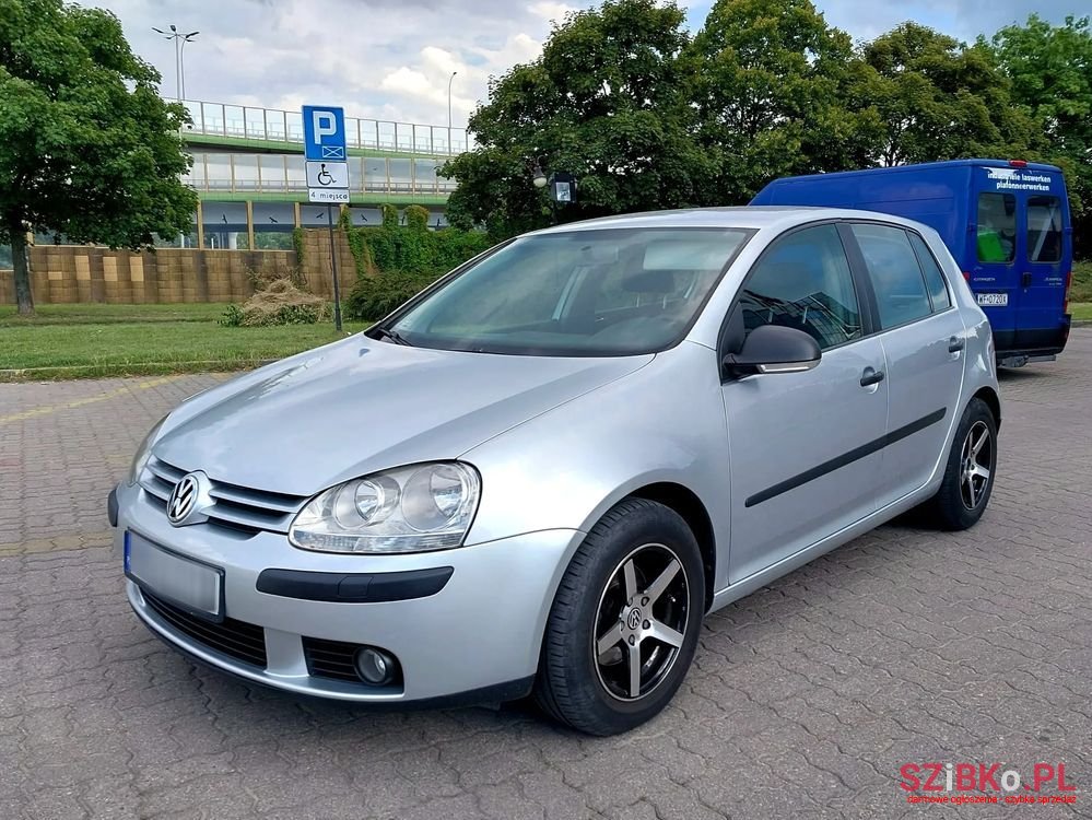 2007' Volkswagen Golf photo #3