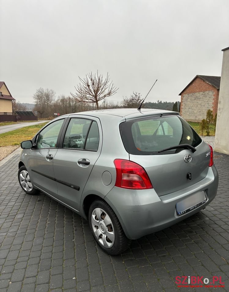 2006' Toyota Yaris 1.0 Luna A/C photo #4