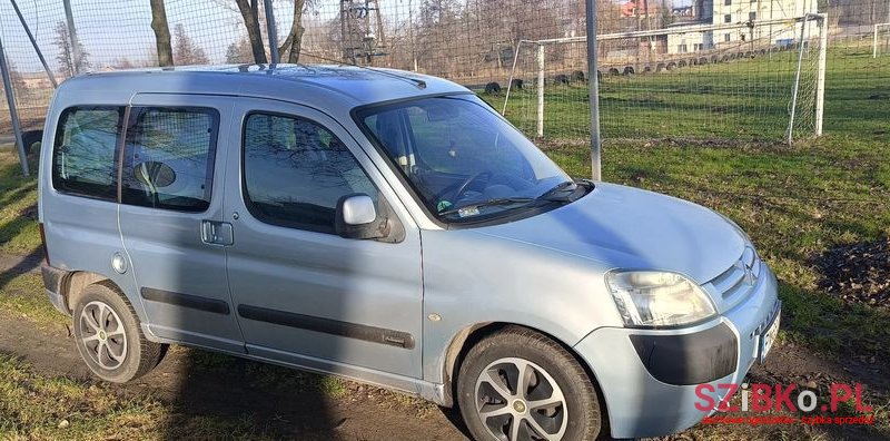 2004' Citroen Berlingo Ii 1.6I Prestige photo #2