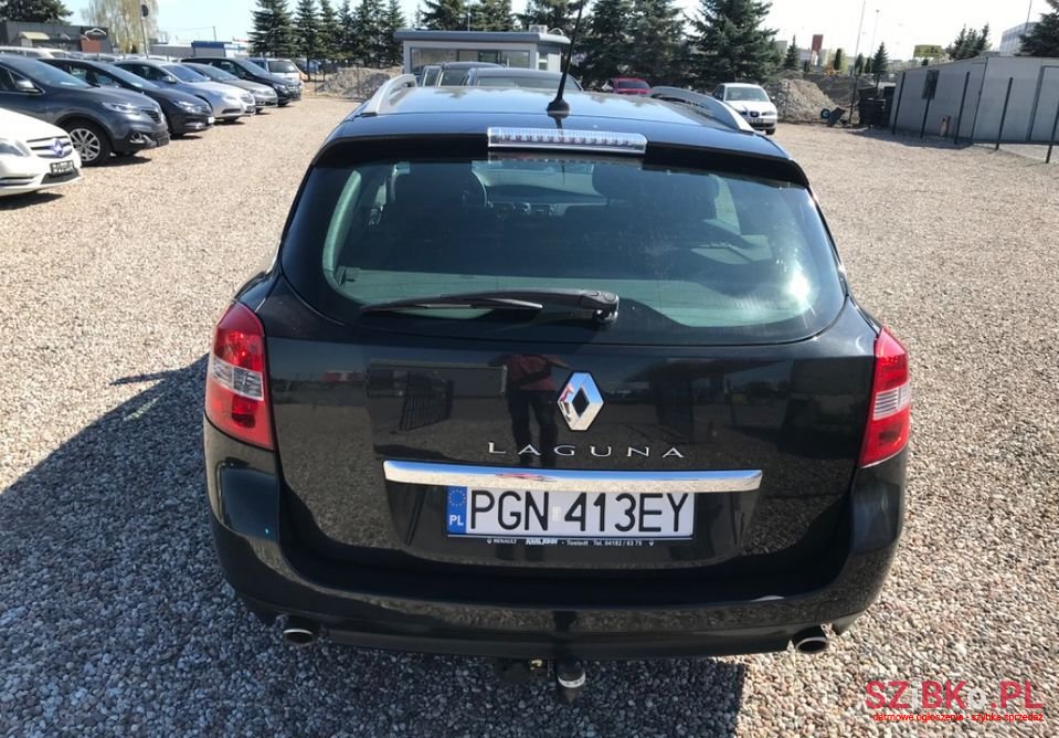 2010' Renault Laguna photo #4