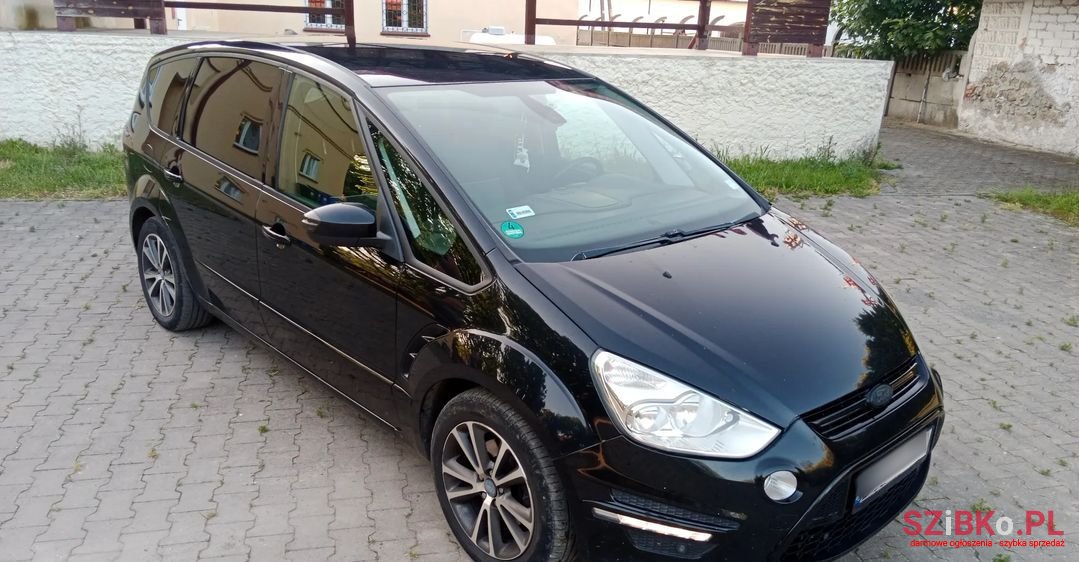 2012' Ford S-Max photo #5