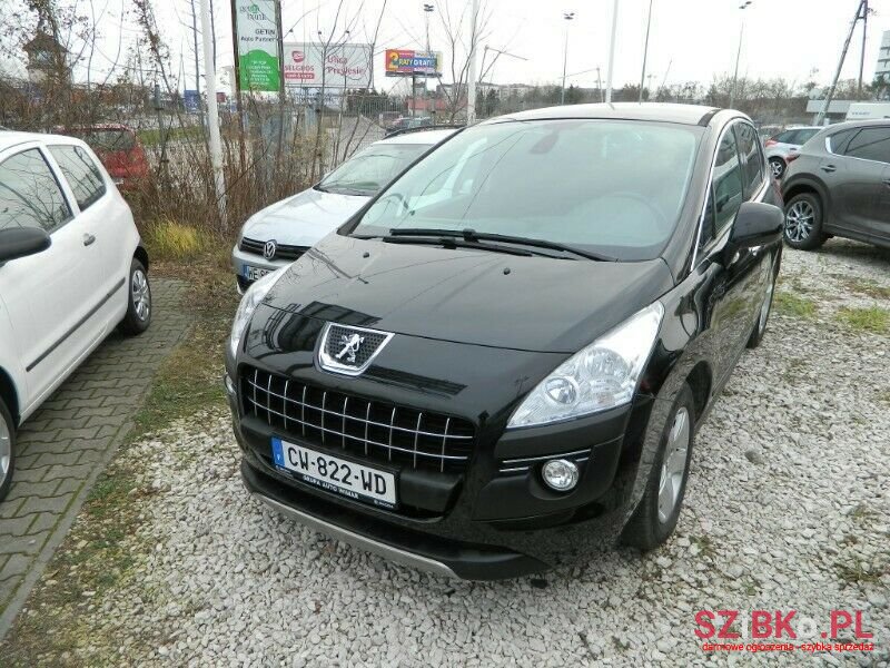 2013' Peugeot 3008 photo #1