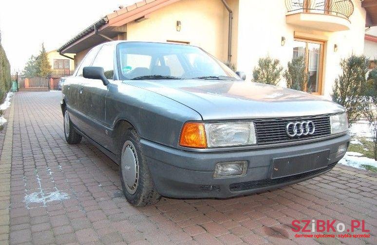 1991' Audi 80 photo #2