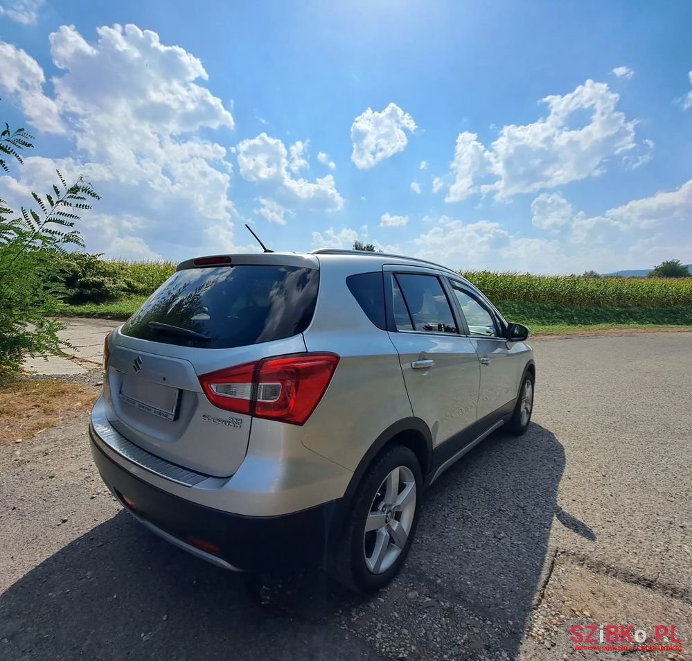 2018' Suzuki SX4 S-Cross photo #3