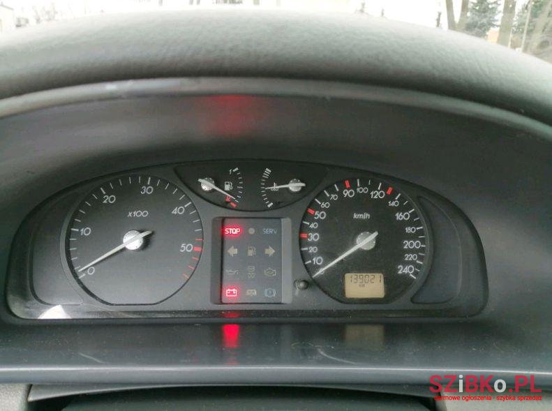 2001' Renault Laguna photo #1