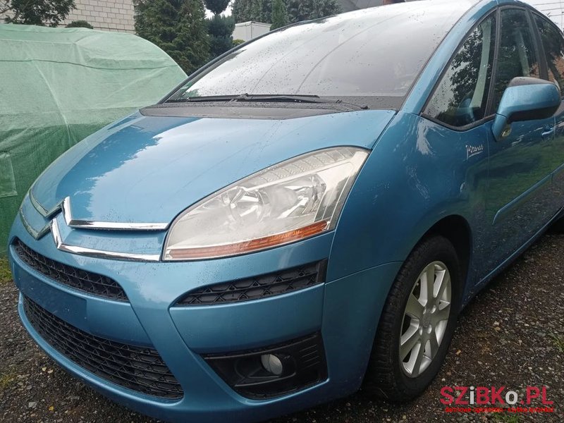 2008' Citroen C4 Picasso photo #2