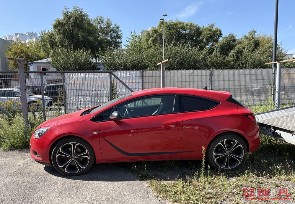 2011' Opel Astra Iv Gtc 1.6 T Sport photo #2