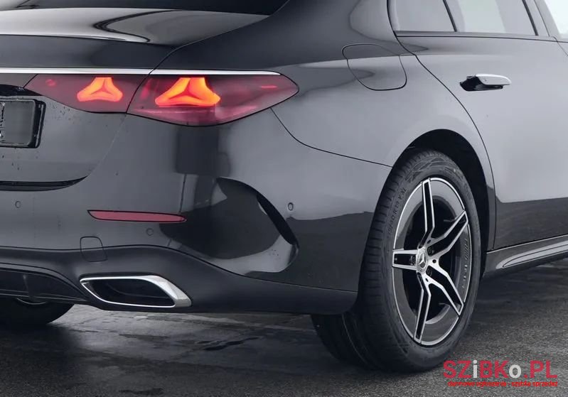 2023' Mercedes-Benz E-Class photo #5