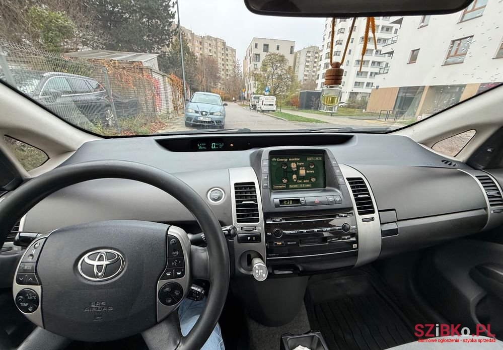 2005' Toyota Prius photo #6