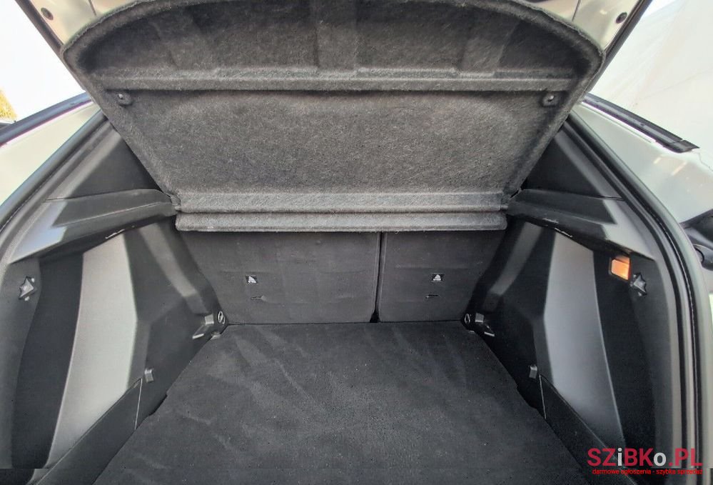 2021' Peugeot 2008 photo #5