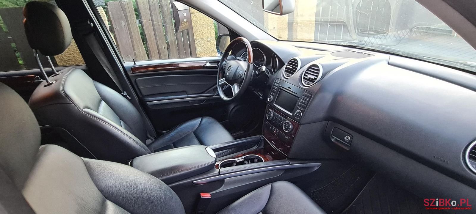 2009' Mercedes-Benz Ml photo #4