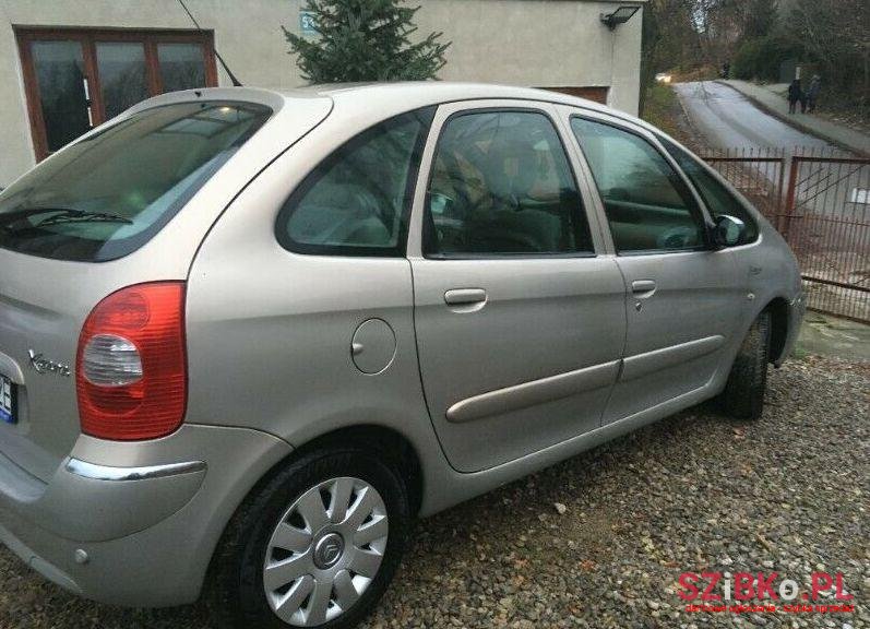 2005' Citroen Xsara Picasso photo #1