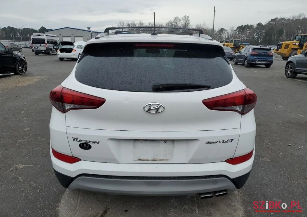 2017' Hyundai Tucson photo #4