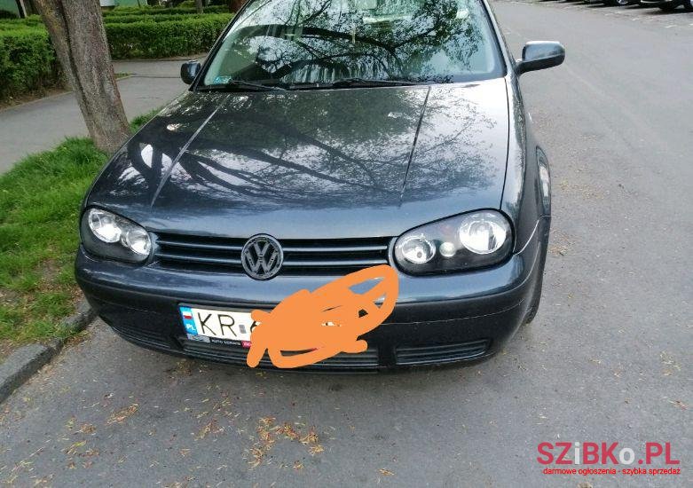 2001' Volkswagen Golf photo #1