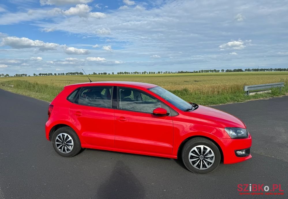 2011' Volkswagen Polo 1.4 16V Comfortline photo #3
