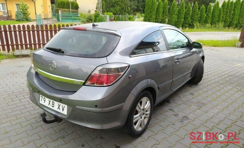 2007' Opel Astra photo #1