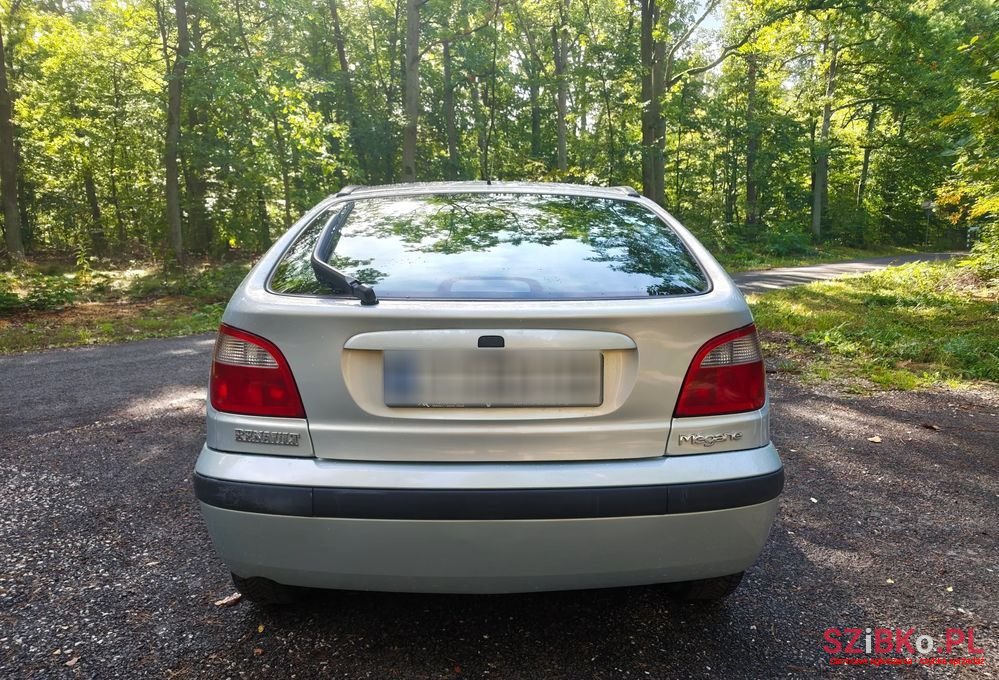 2000' Renault Megane photo #5