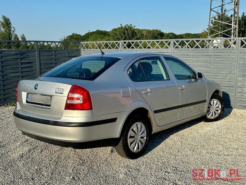 2007' Skoda Octavia 1.9 Tdi Dpf Classic photo #3