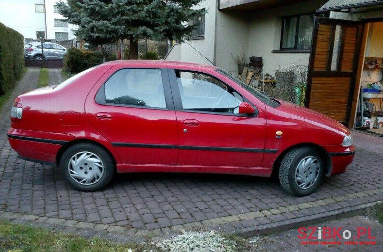 1998' Fiat Siena photo #1