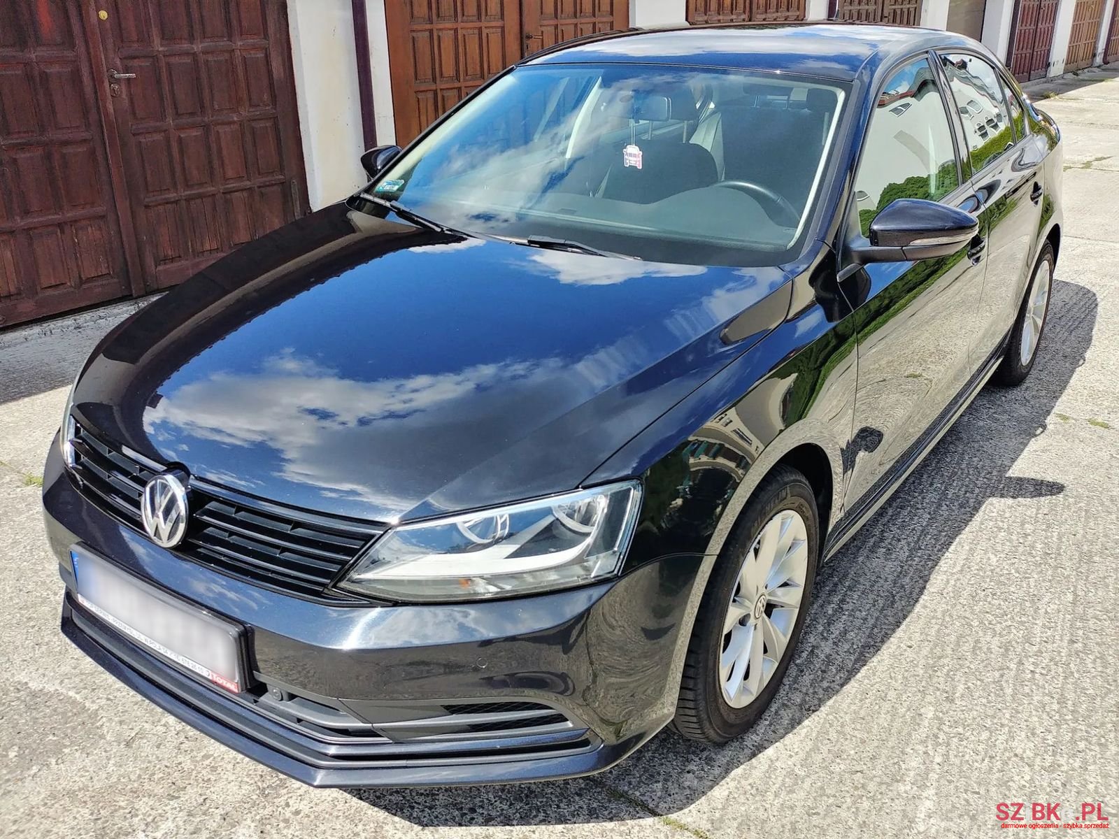 2015' Volkswagen Jetta photo #2